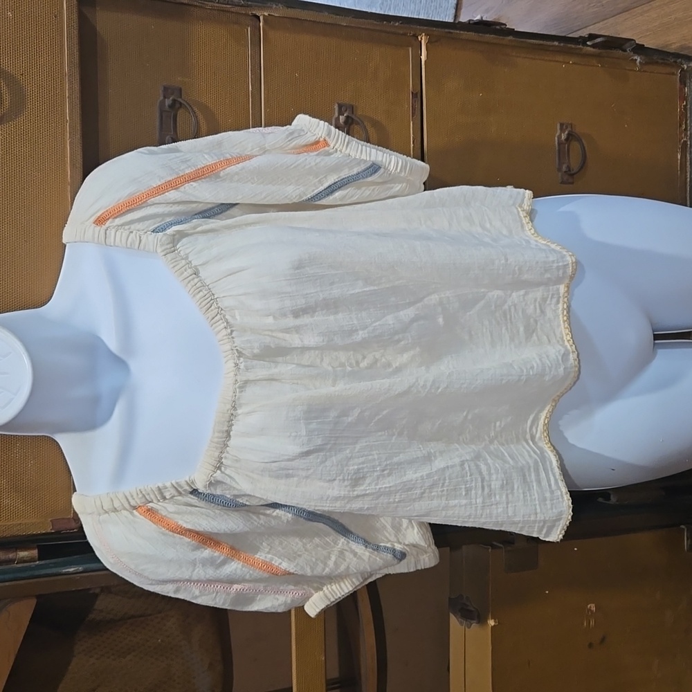 URBAN OUTFITTERS OFF THE SHOULDER BOHO CROP top.   #6491